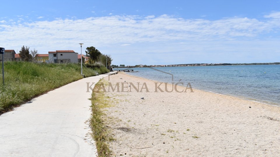 Vrsi - land of 1802 m2, with sea view from it, 250 m from the sea !!!