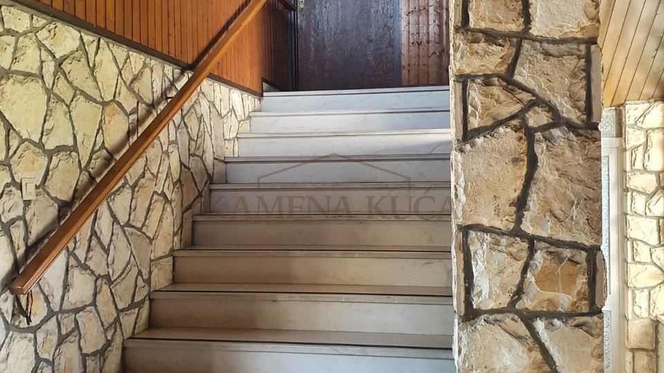 Haus, 170 m2, Verkauf, Črnomerec - Gornje Vrapče